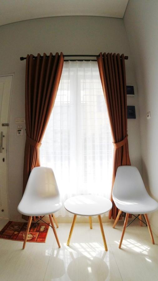 Omah Bondi Family Homestay By Fh Stay Джокьякарта Экстерьер фото
