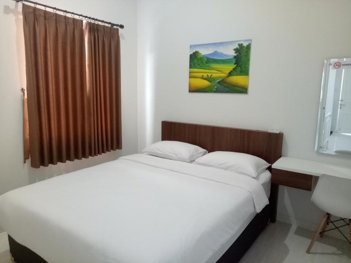 Omah Bondi Family Homestay By Fh Stay Джокьякарта Экстерьер фото